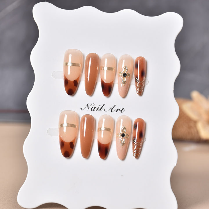 Elegant Decorative Press-On Nail Set Bowlift