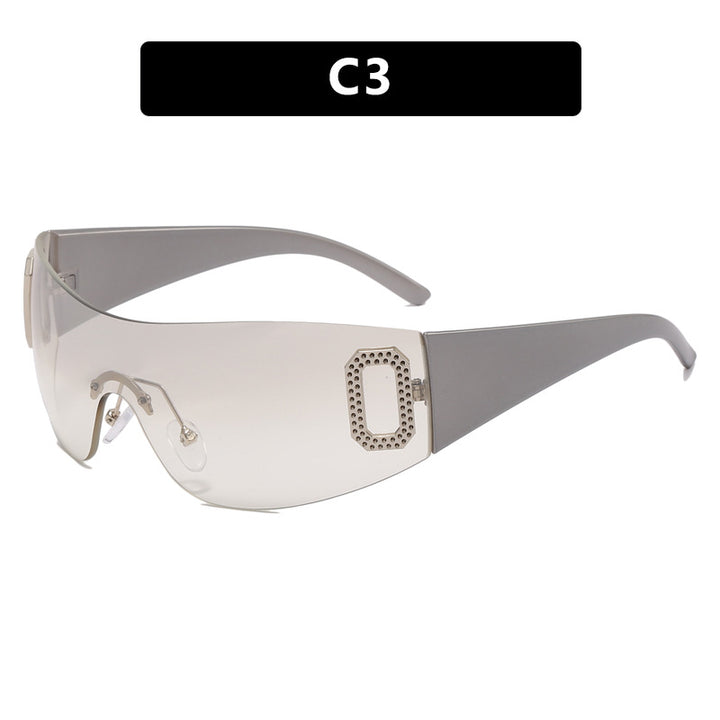Ladies sporty fashionable sunglasses with elegant design and UV protection Bowlift