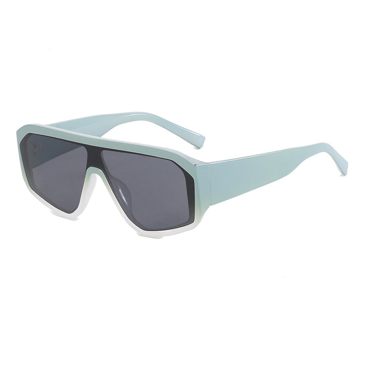 Women Fashionable Oversized Sunglasses in Futuristic Design Bowlift