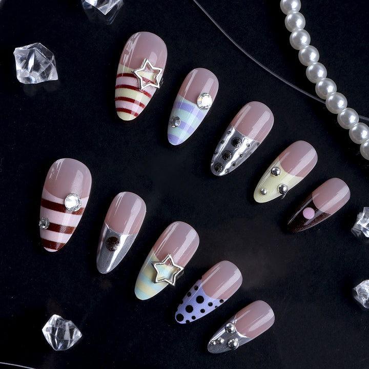 Artificial nails with creative design and sparkling accents Bowlift
