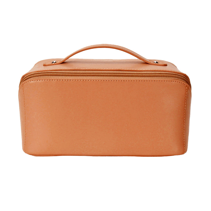 Luxurious cosmetic bag in minimalist design Bowlift