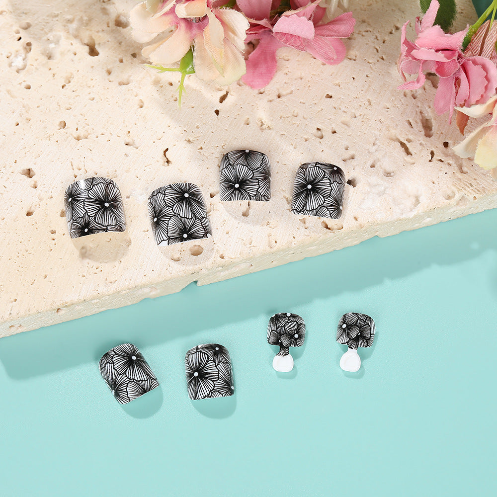 Trendy Nail Tips Bowlift