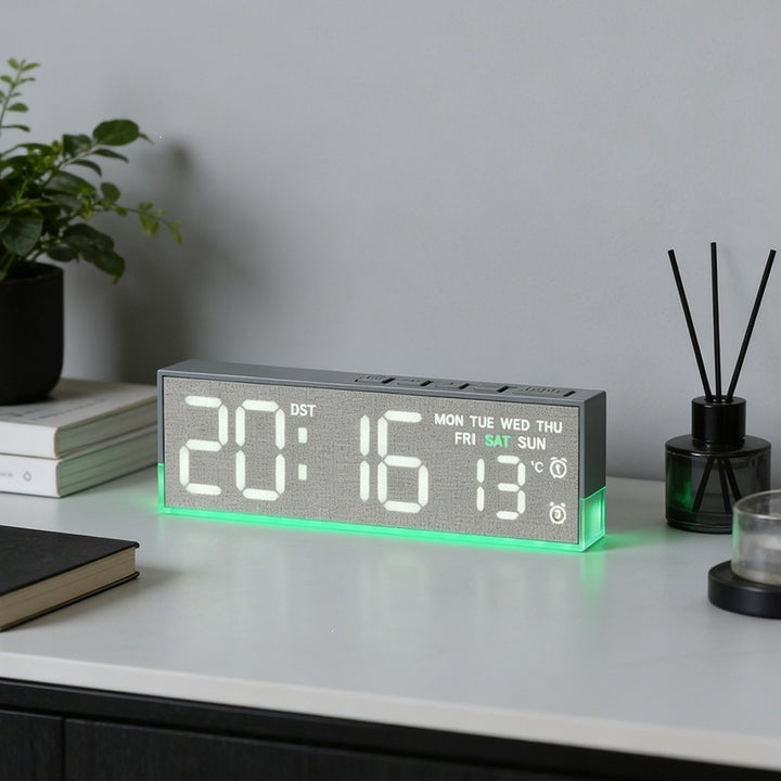 Digital alarm clock with intelligent hygrometer function Bowlift
