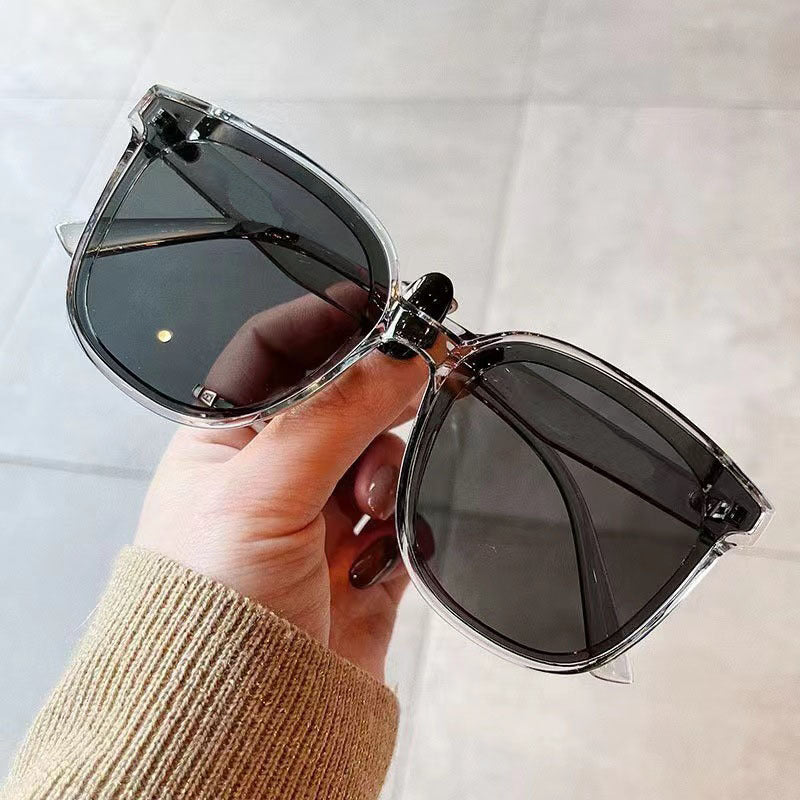 Women's Fashion Cat-Eye Sunglasses with Trendy Design Bowlift