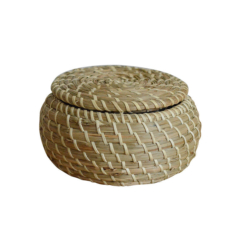 Handcrafted storage basket set made of natural rattan Bowlift