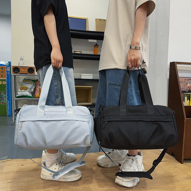 Sporty travel bag with multiple spacious compartments Bowlift
