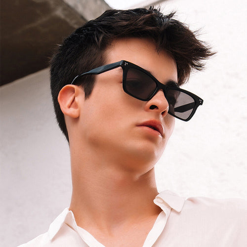 Ladies elegant sunglasses in fashionable rectangular design Bowlift