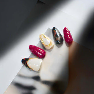 Decorative Stiletto Press-On Nail Set with Artistic Patterns Bowlift