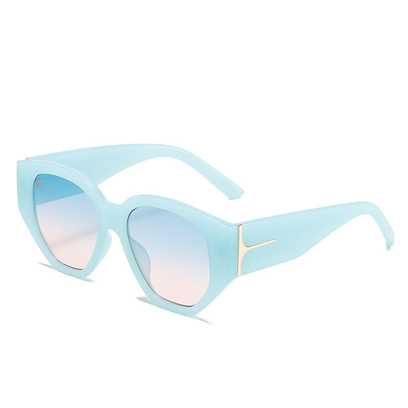Fashionable Cat-Eye Sunglasses with Unique Geometric Frame Bowlift