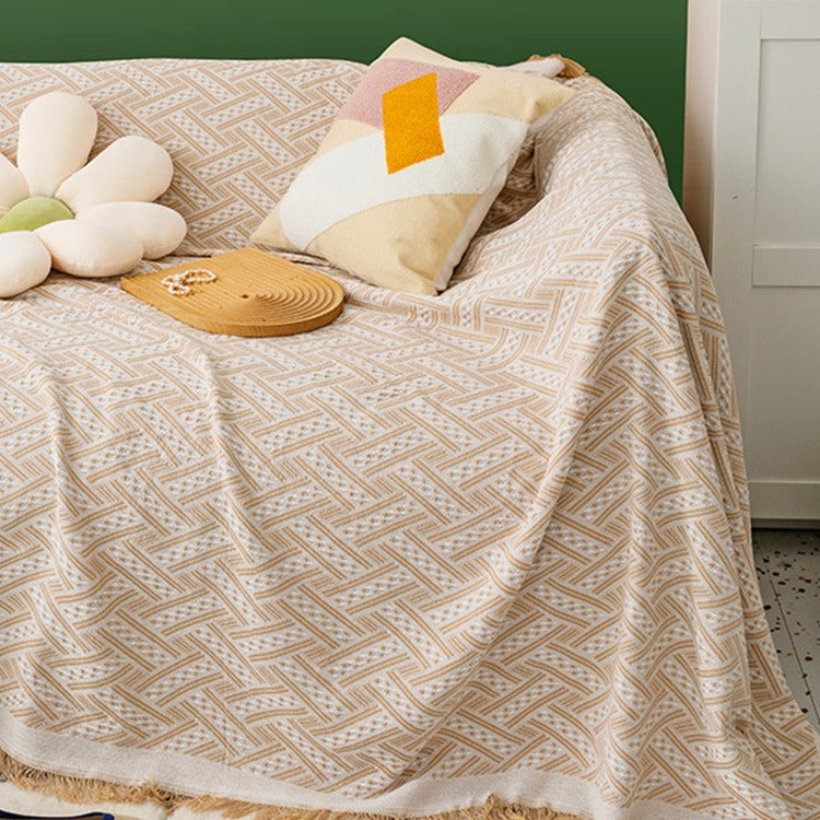 Decorative Pattern Throw Blanket