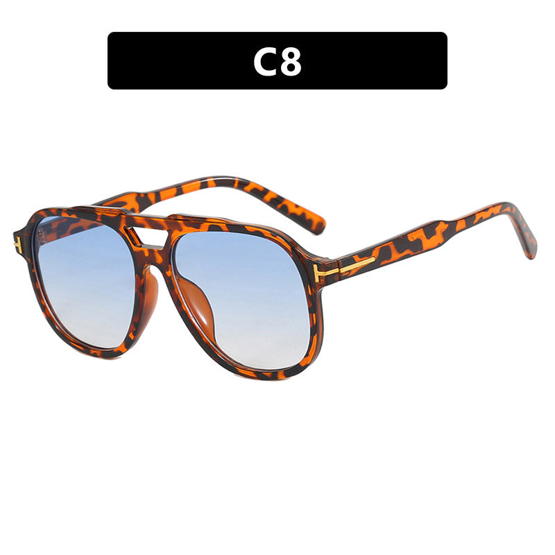 Women's stylish sunglasses in a modern design with a unique Bowlift frame