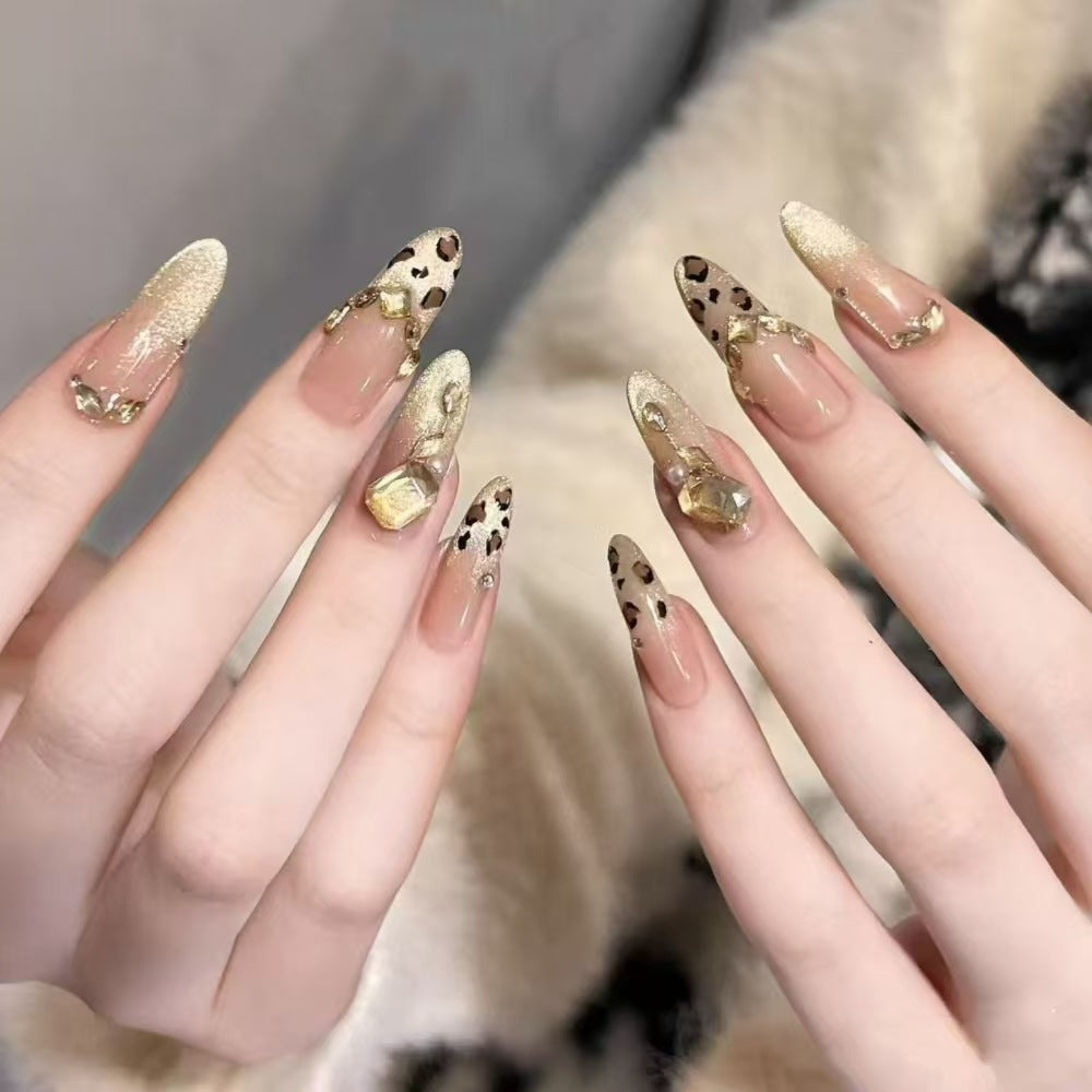 Decorative Press-On Nail Design Bowlift
