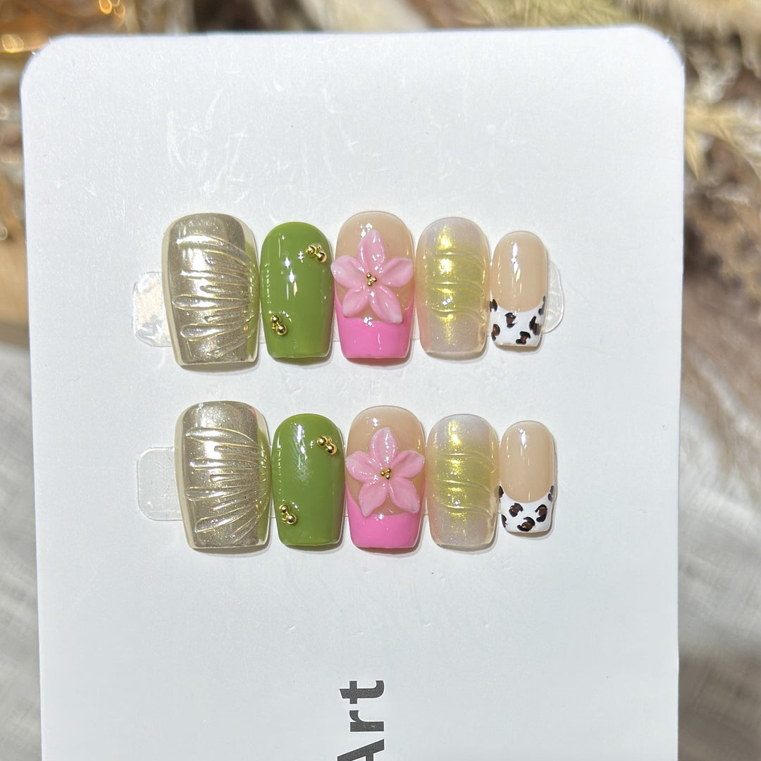 Designer Floral Acrylic Press-On Nail Set Bowlift