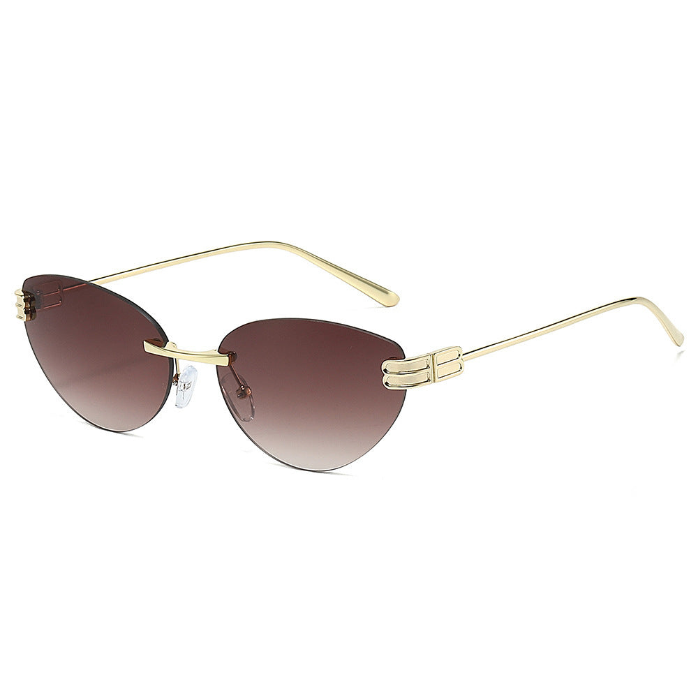 Unique Angular Cat-Eye Sunglasses Bowlift