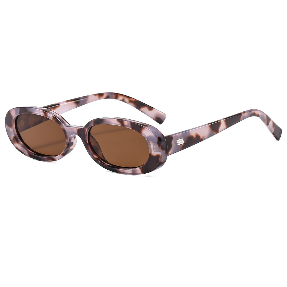 Ladies fashionable sunglasses in elegant tortoise shell design Bowlift