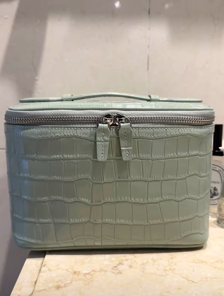 Luxurious Cosmetic Storage Bag Bowlift