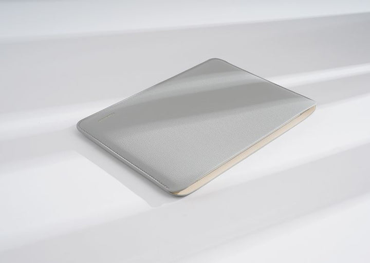 Minimalist Padded Vegan Leather Laptop Sleeve with Microfiber Lining Bowlift