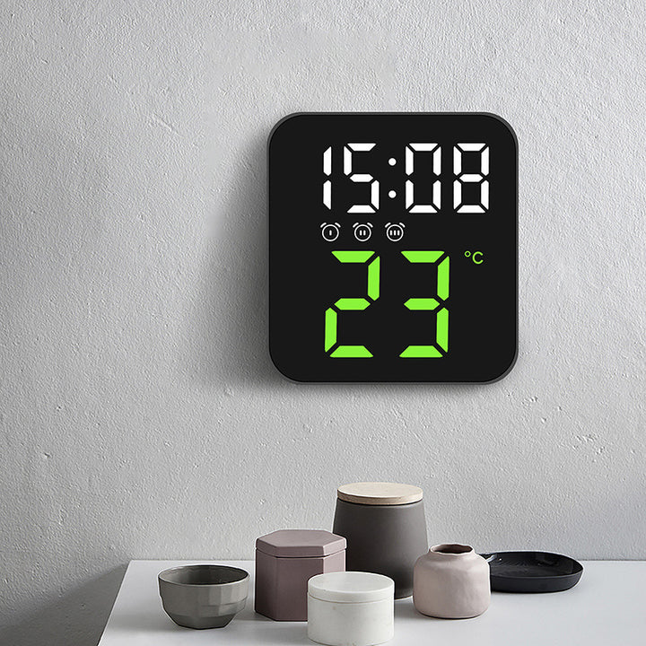 Digital table clock Bowlift