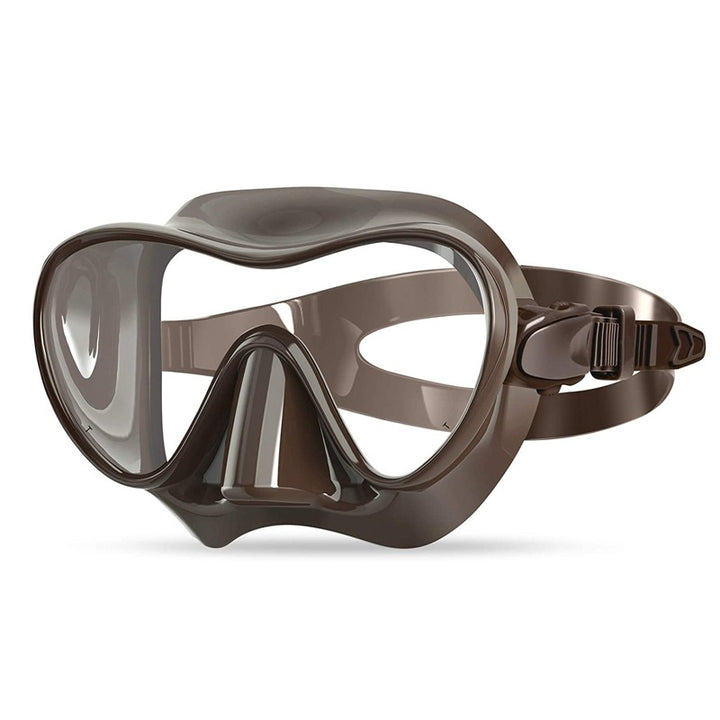 Diving mask with flexible silicone edge and clear field of vision Bowlift