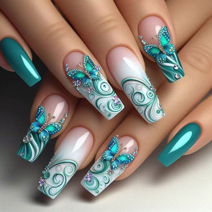 Nail art set with filigree butterfly embellishments Bowlift