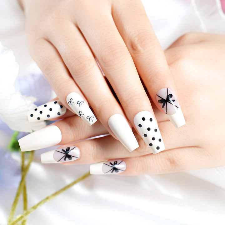 Elegant Press-On Nail Art Set Bowlift