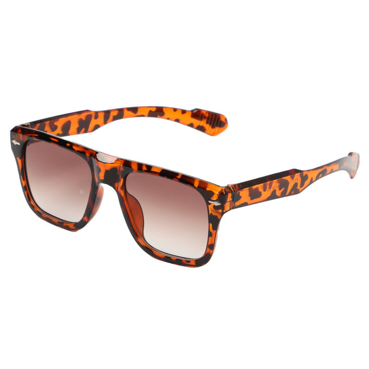 Ladies stylish sunglasses in modern oversized design Bowlift