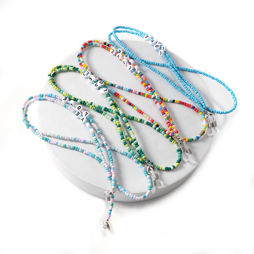 Love-themed Beaded Eyewear Chain Bowlift