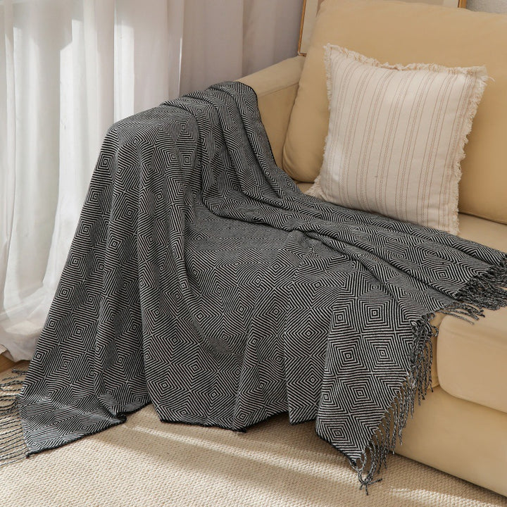 Cozy Geometric Throw Blanket