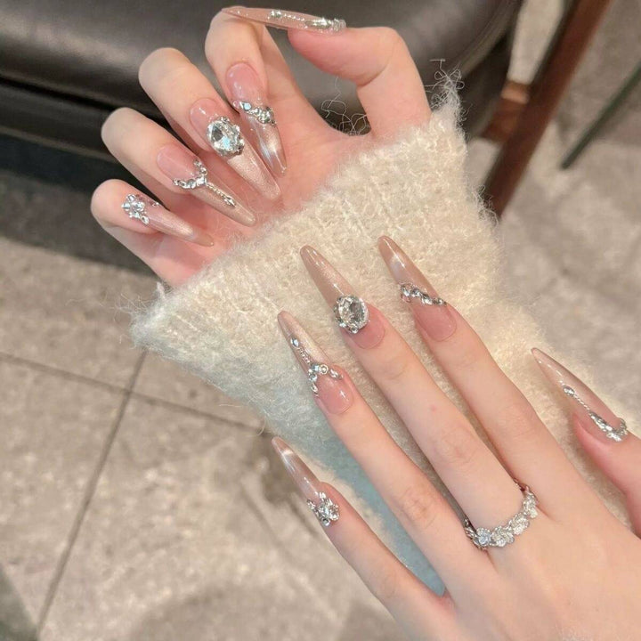 Artistic Press-On Nail Set Bowlift