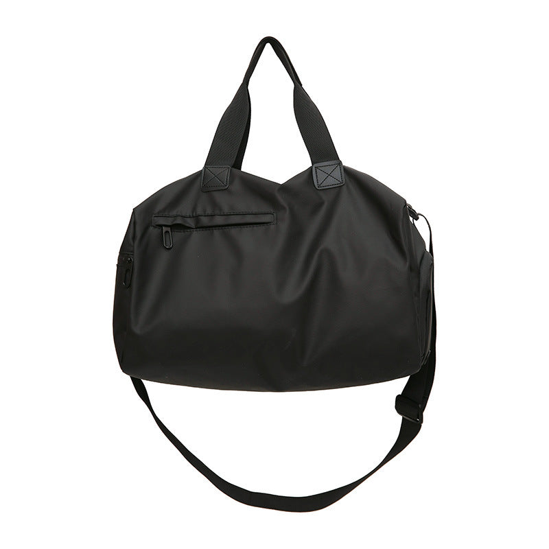 Sporty travel bag with robust and water-repellent material Bowlift