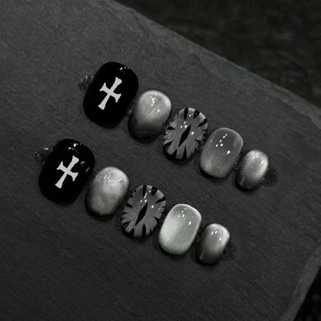 Artistic Press-On Nail Set with Geometric Designs Bowlift
