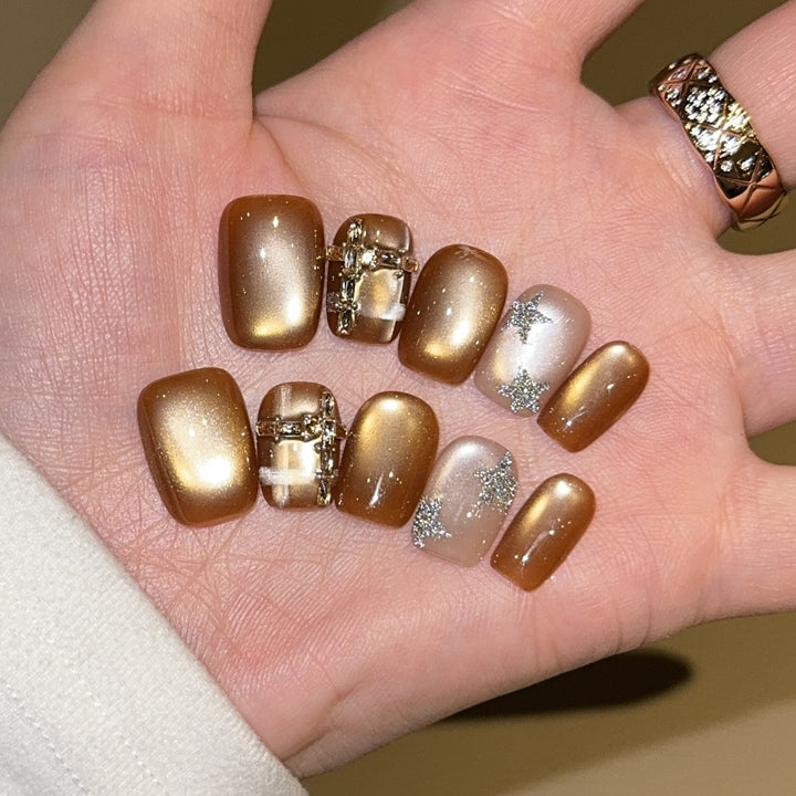 Artificial Nail Set with Glitter and Jewelry Accents Bowlift