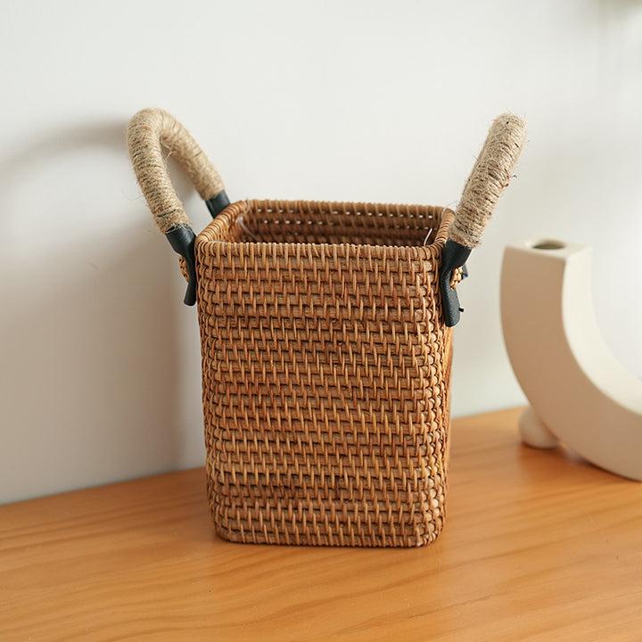 Handcrafted storage basket with sturdy handles Bowlift