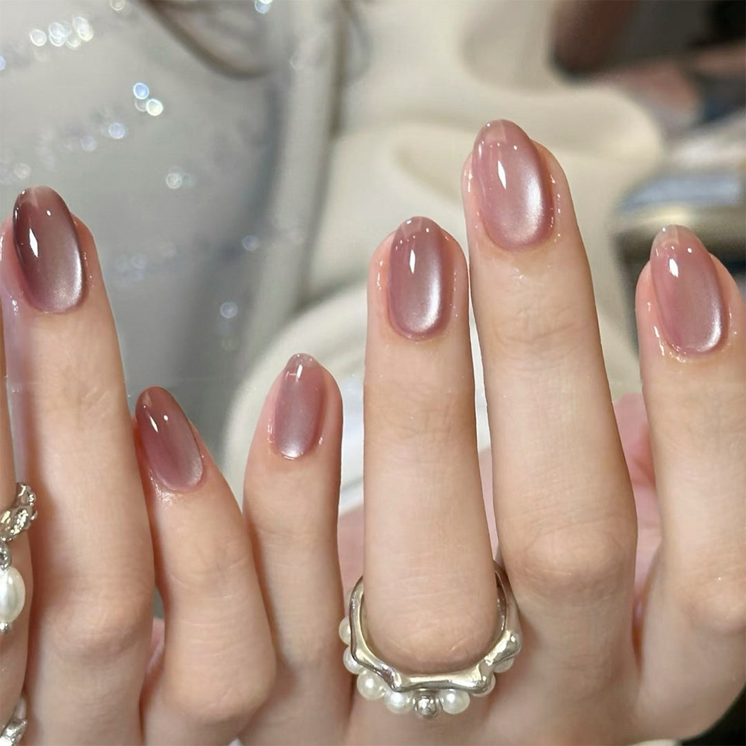 Elegant Nail Art with Shimmering Ombre Effect Bowlift