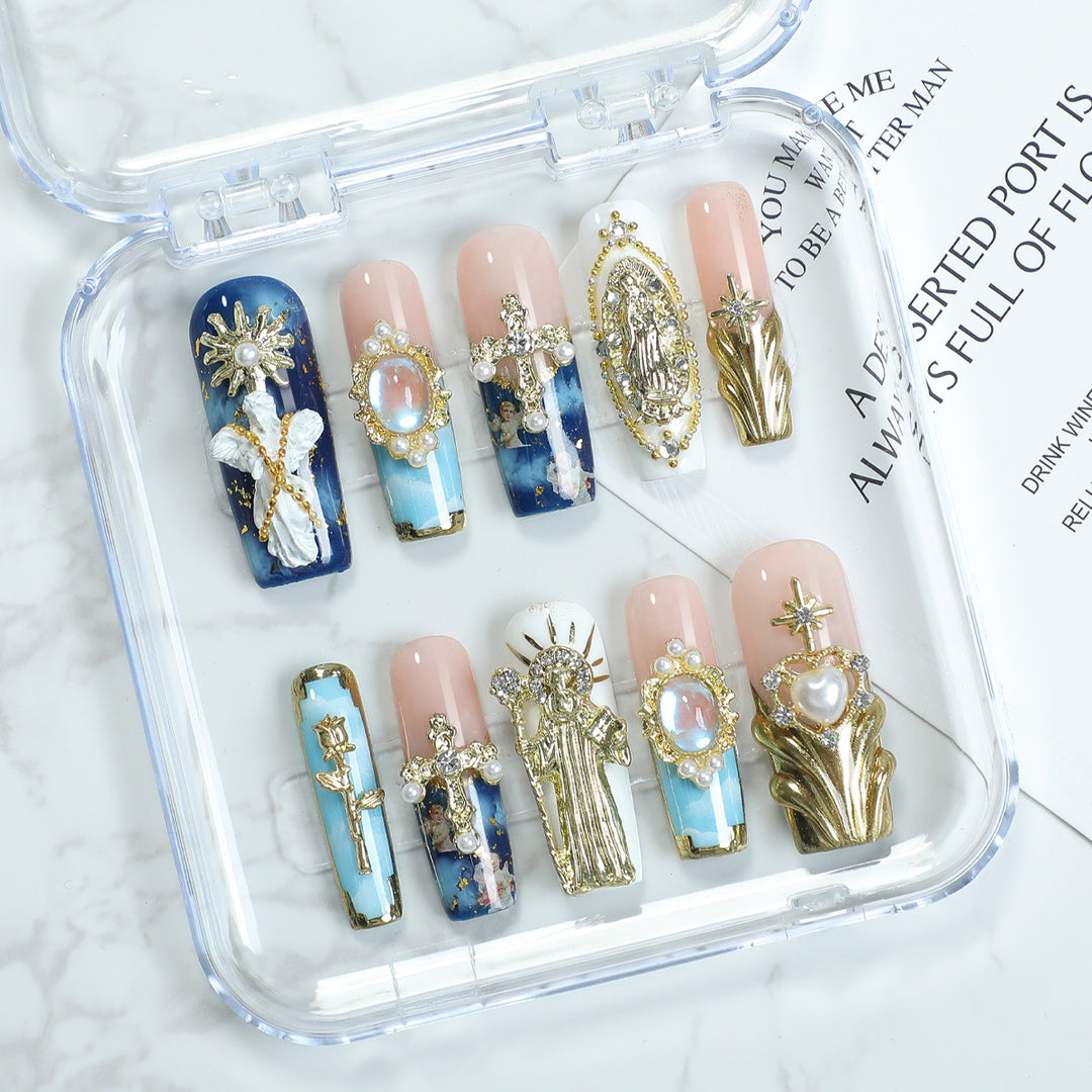 Elegant artificial nails with glamorous embellishments Bowlift