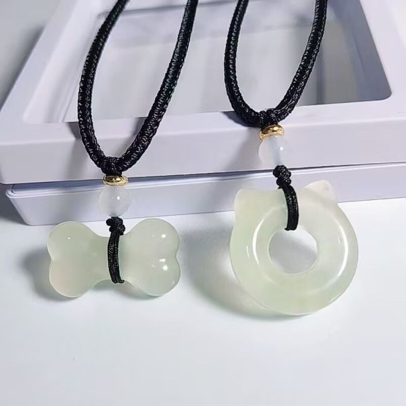Cute Cat and Bone Pendant Necklace Bowlift
