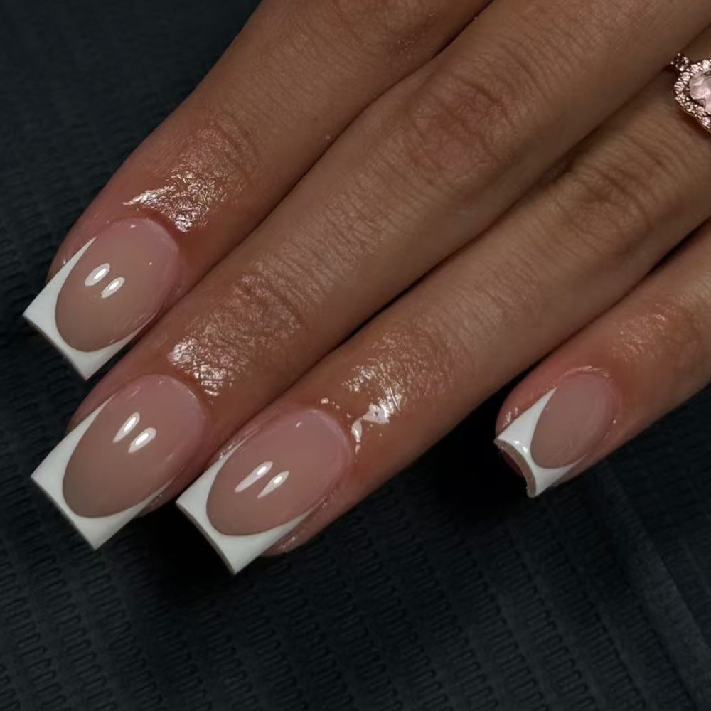 Artistic French Tip Press-On Nails Bowlift