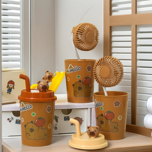 Women’s drinking cup with integrated straw and playful animal design Bowlift