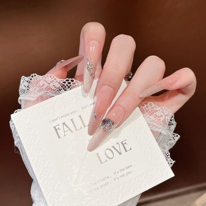 Stylish Stiletto Press-On Nail Extensions Bowlift