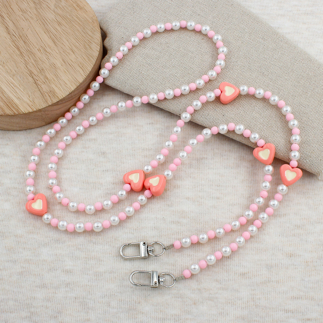 Heart-Embellished Beaded Eyewear Chain Bowlift