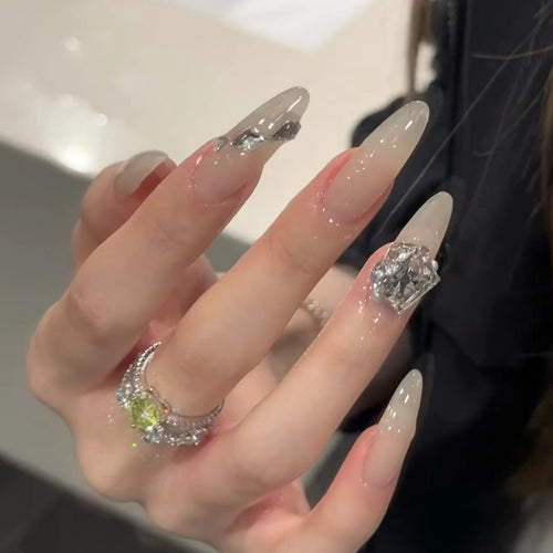 Elegant Stiletto Press-On Nail Set with Rhinestone Accents Bowlift