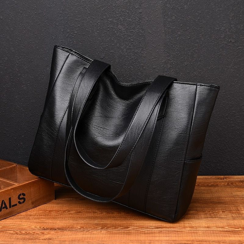 Stylish and Spacious Leather Bag Bowlift