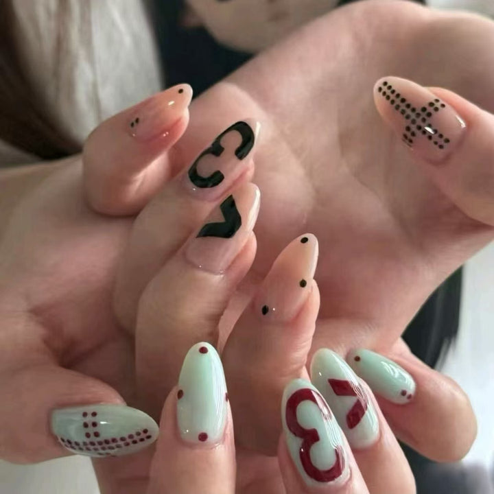 Stylish Artistic Press-On Nail Set Bowlift