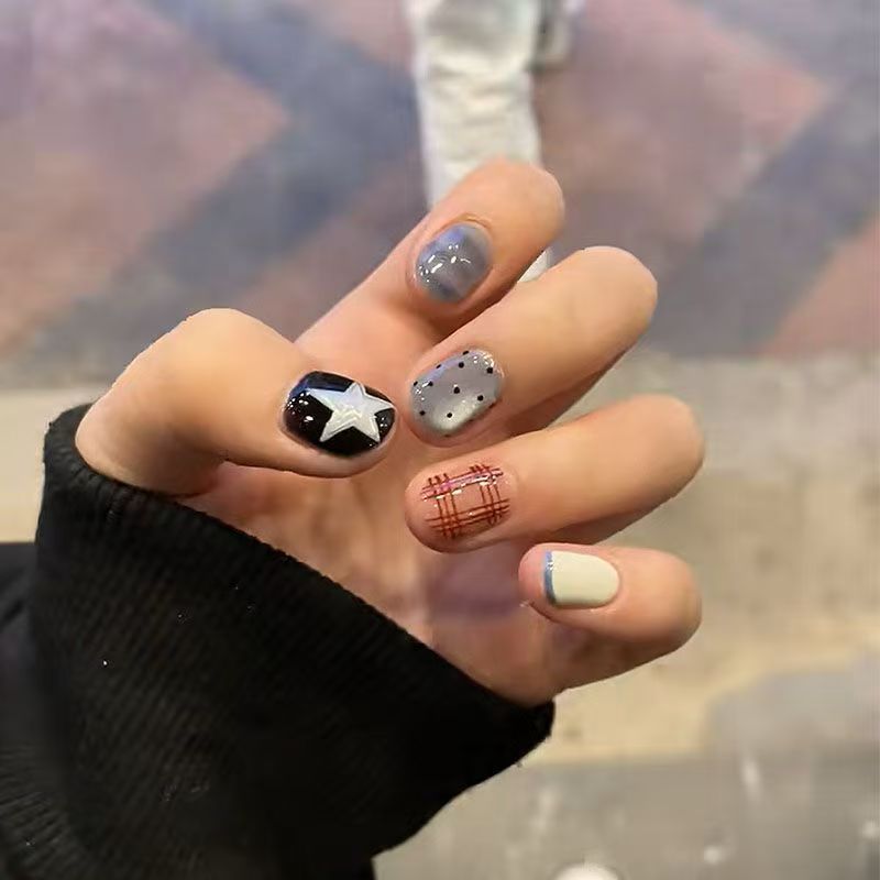 Nail Art Design Bowlift