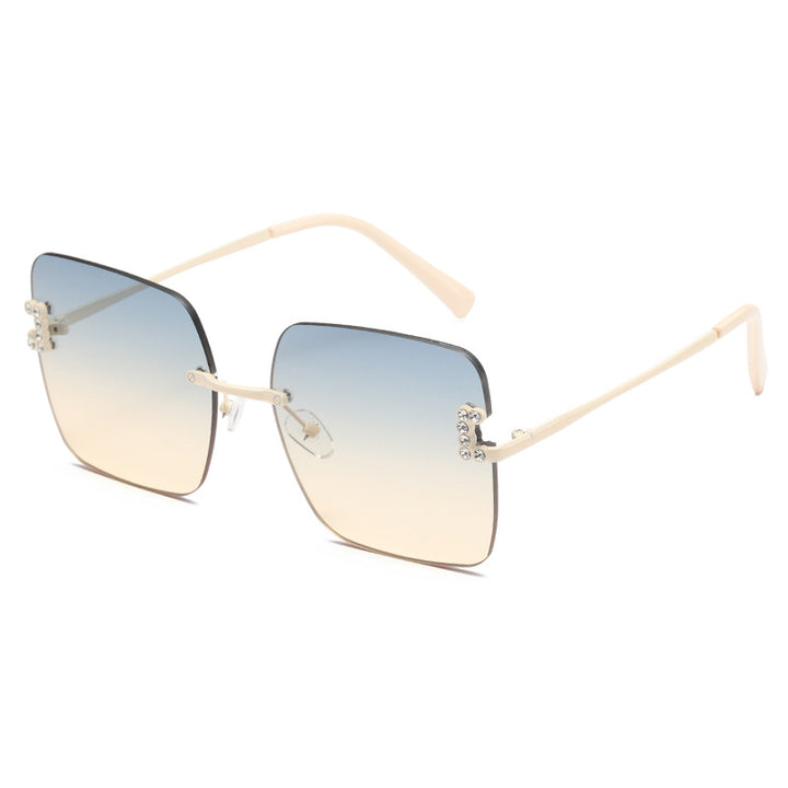 Women's fashionable square sunglasses with delicate design details Bowlift