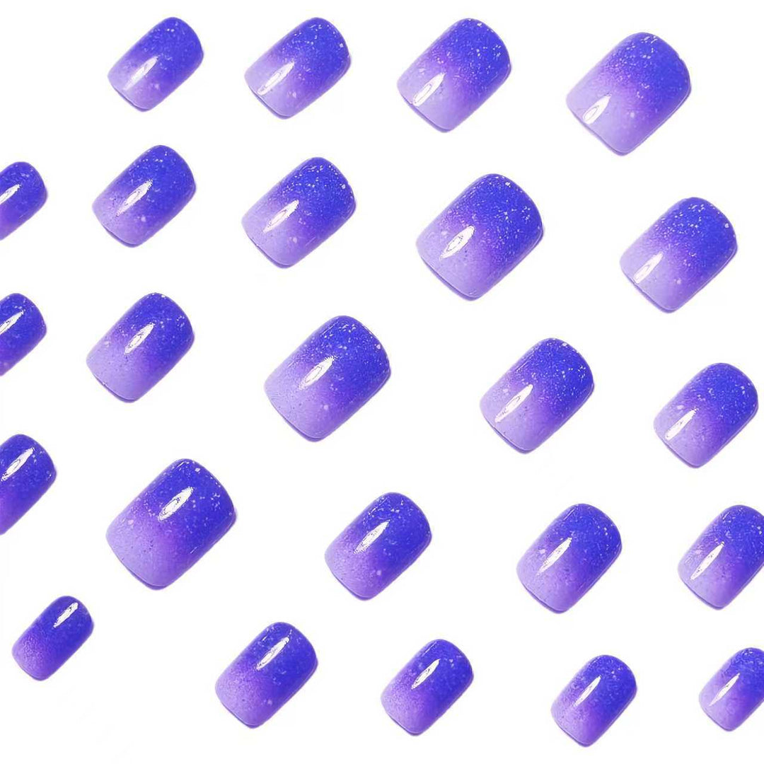 Artificial nails with glamorous ombré effect Bowlift