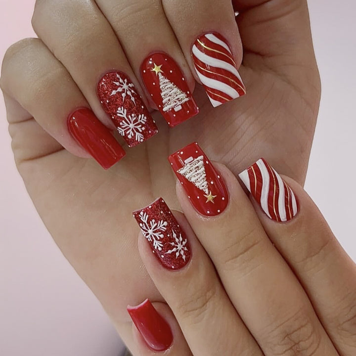 Festive Winter-Themed Nail Art Set Bowlift