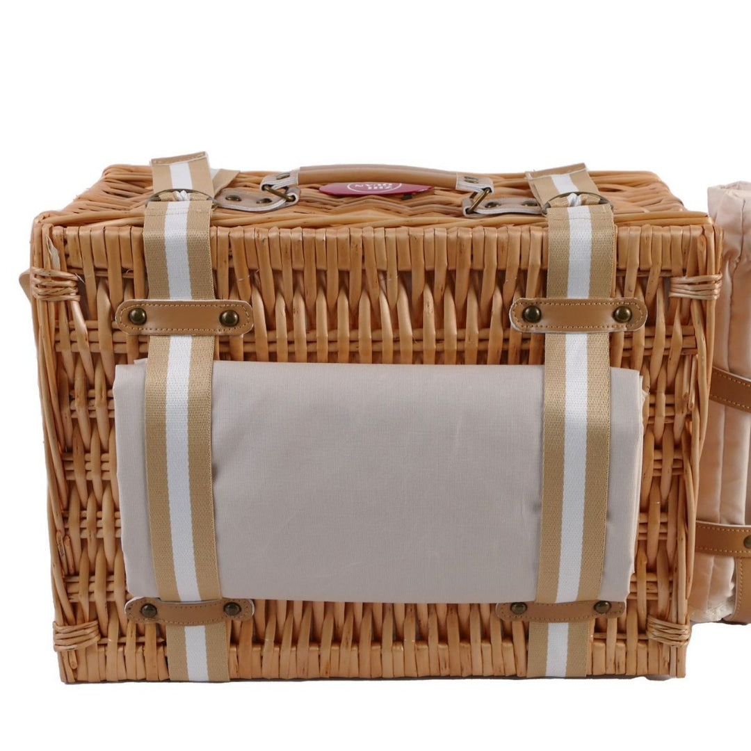 Ladies picnic basket with integrated dish set and stylish leather detail Bowlift