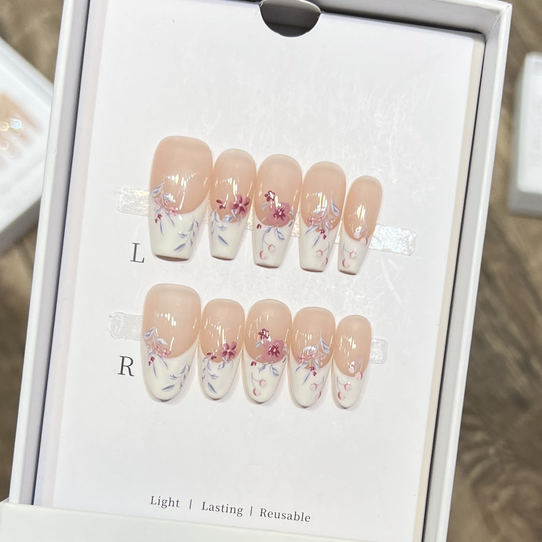 Floral Design Stiletto Press-On Nails Bowlift