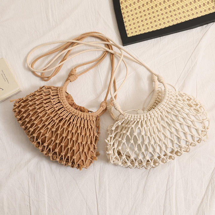 Fine macrame crossbody bag with reinforced carrying strap Bowlift